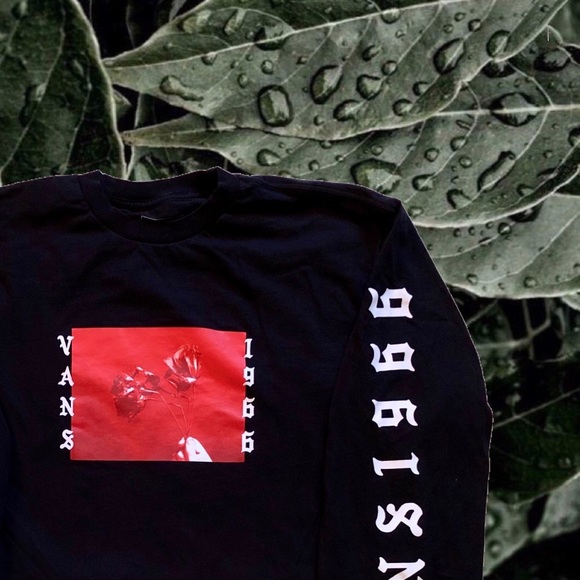 Vans Bad Valentine Long Sleeve - Picture 1 of 4